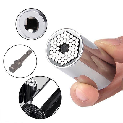 Chave universa ajustável em aço cromado para parafusos hexagonais, segurando com mão